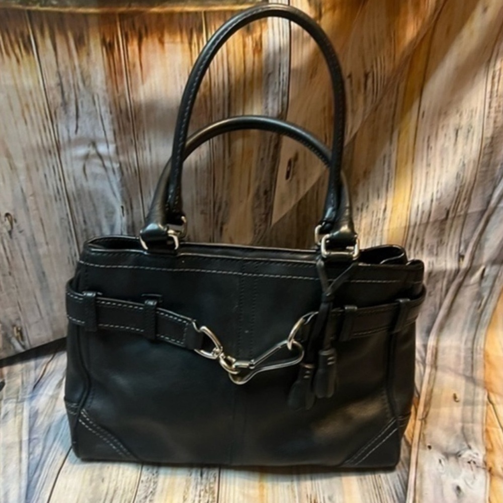 COACH Hampton Leather Black Purse